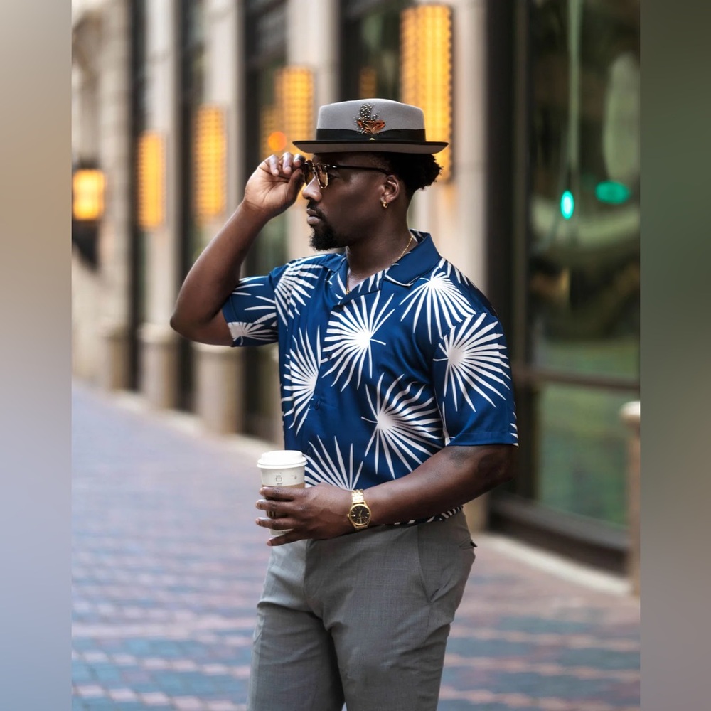 Men's Blue and White Dress Shirt